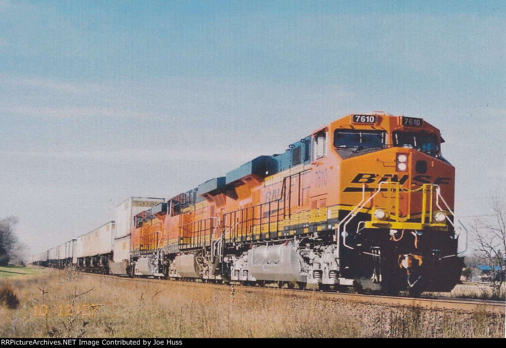 BNSF 7610 East